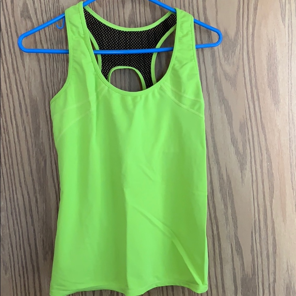 Workout top